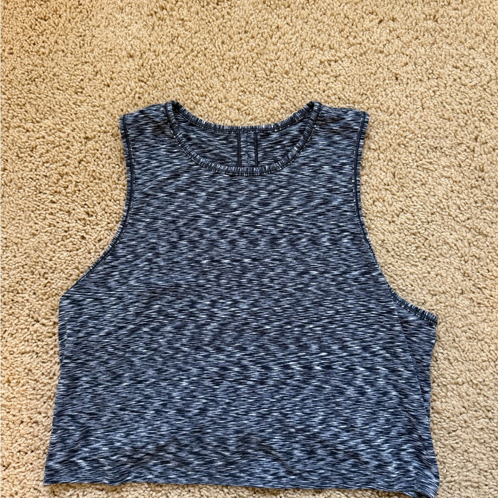 Lululemon women's crop Top